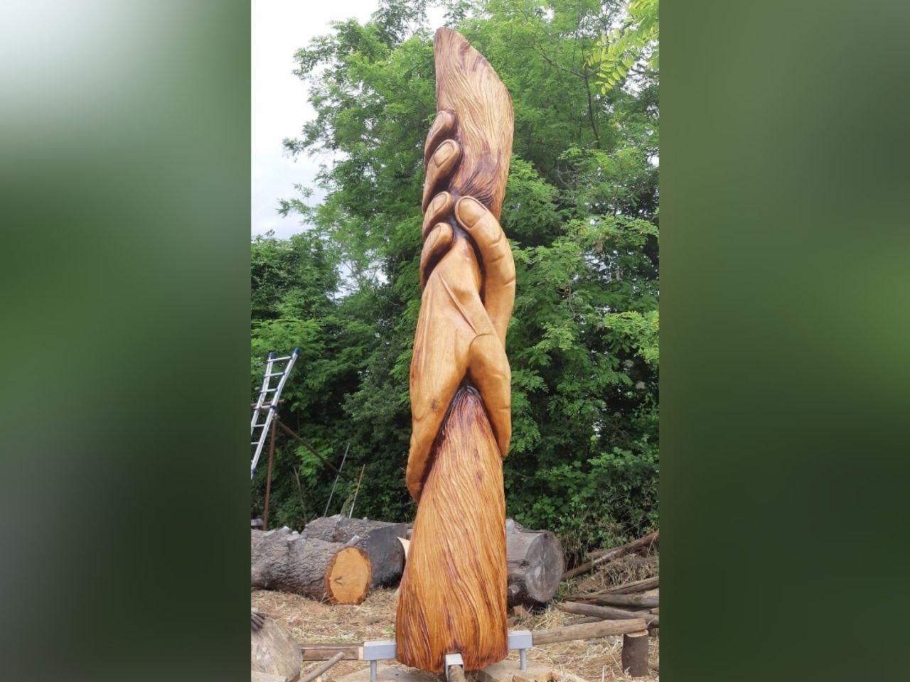 Una scultura dedicata agli amici fragili, Turriaco prima in Italia